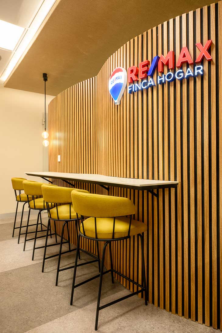 Remax by NEGRE+BOBO